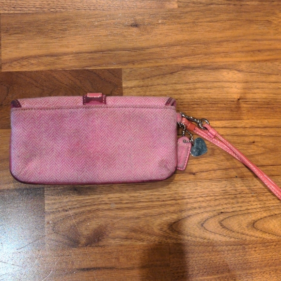Pink Coach Clutch wool + suede - Picture 3 of 3